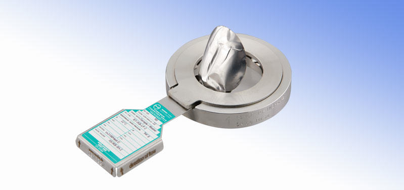 Safety plates for low-pressure tanks