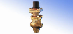 Pilot controlled pressure reducing valve