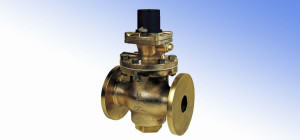 Pilot controlled pressure reducing valve