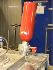 HRD cylinder cutting off the explosion